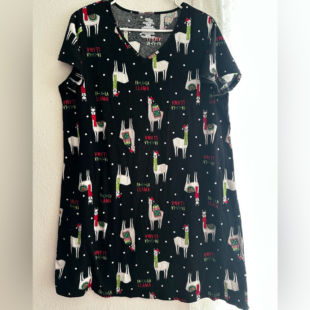 Secret Treasures Black Llama Nightgown